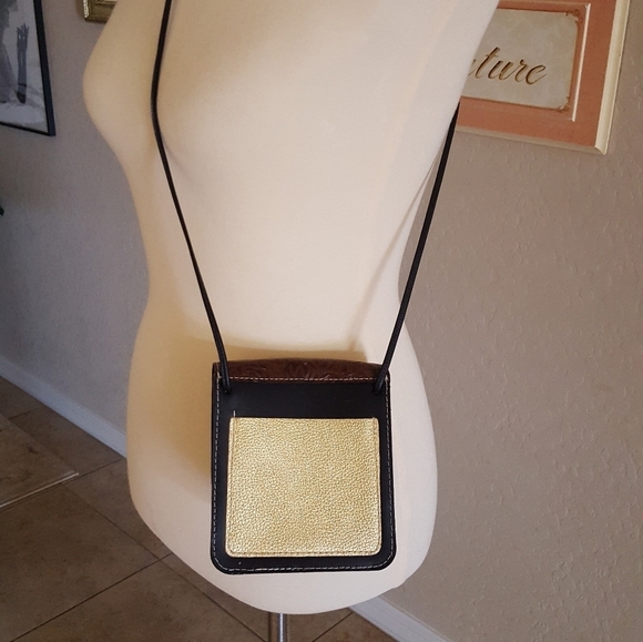 Artisan - Tooled Leather Crossbody - Picture 4 of 6